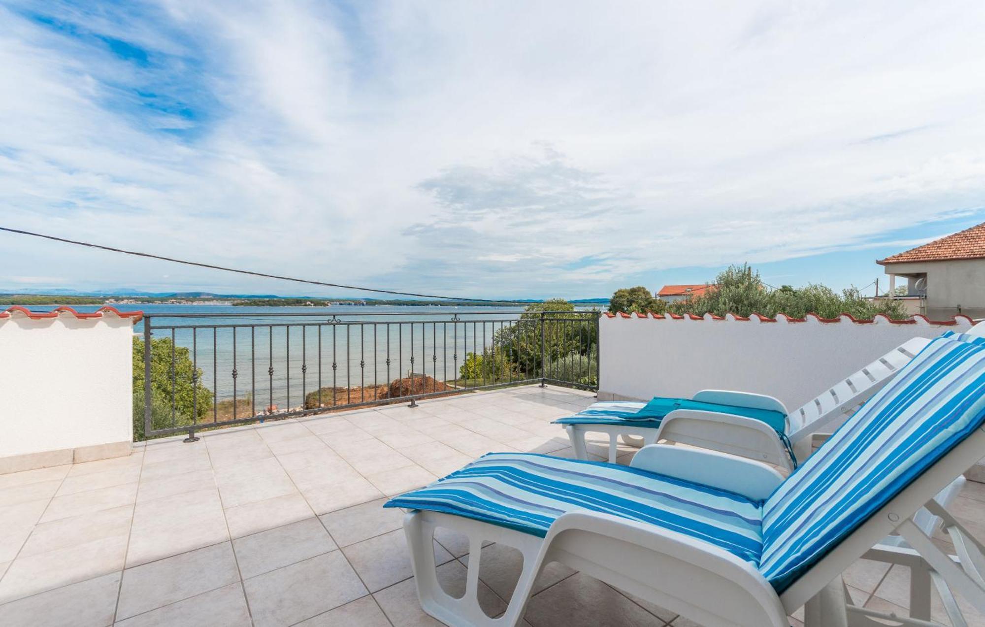 Apartment Blazenka - 20M From The Sea Tkon Εξωτερικό φωτογραφία
