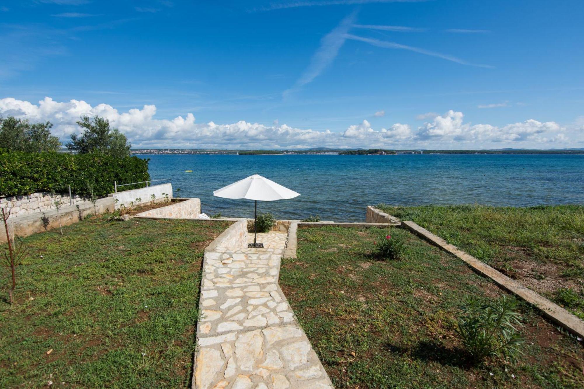 Apartment Blazenka - 20M From The Sea Tkon Εξωτερικό φωτογραφία